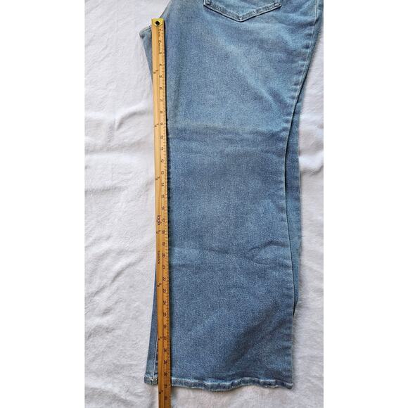 Gloria Vanderbilt Chrissie High Rise Flare Leg Front Patch Pockets Plus Size 22W - Picture 13 of 14